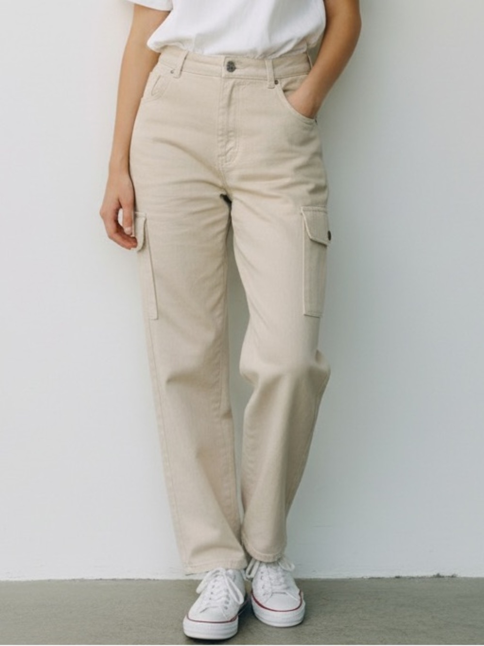 Banana Republic Straight-Leg Cargo Jeans in Beige